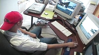 Hot Amateur Straight Boys Cumshots: Hes Seriously HOT!