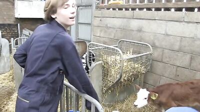 Husky Guys: Public Oral Cum Shots Twinks HD