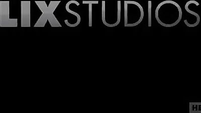 Gay Porn Showdown: Twinks and Their Boyfriends in Steamy Threesome Action!