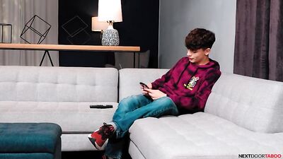 Twink Lovers Explore Their Sexuality in an Intimate Home Fuck