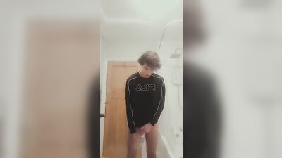 Young Twink Boy Cums in Glass! - [Twit] [704]