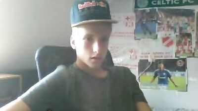 Gay Twink Porn - Busting Out A Load in the Bedroom!