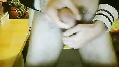 Hunk Cums on Table - Web-Cam Gay Porn Video