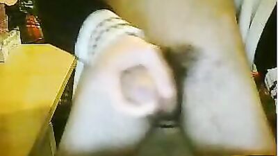 Hunk Cums on Table - Web-Cam Gay Porn Video