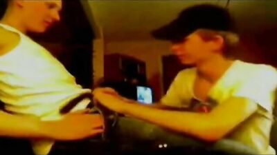 Golden Amateur Twink Blowjobs - Web-Cam Gay Boys Porn!