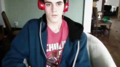 Web-Cam Boy Fun: Gay Porn Adventures!