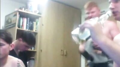 Gangbang Squaddies On Webcam Gay Tube Trio Cam Porn - Amature Fun Straight Boys