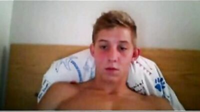 Gay Porn Athletic Swimmer Masturbating Boys Web-Cam Adventure