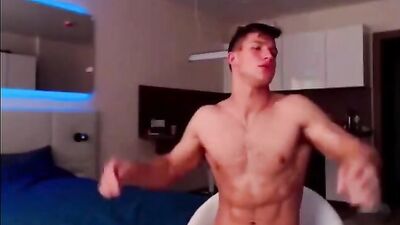 Gay Porn Webcam: Muscles Amateurs Reveal Best Show!