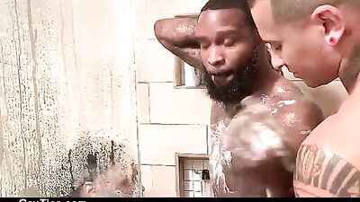 Black Group Sex: Hunky Mens Wild Adventure