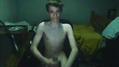 Gay Porn Web-Cam Masturbation Expert!