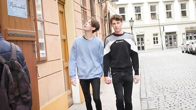 Gay Porn - Hungry Twinks: The Ultimate Cumshot Collection (190 chars)