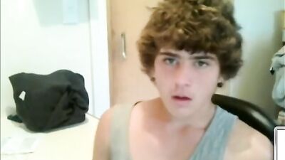 College Boys Go Wild - Hairy Wank Cam Porn!