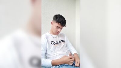 Golden Piss - The Ultimate Amateur Fetish Adventure