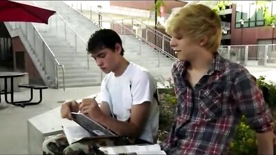 Young Bareback Threesome Train - Double Penetration Swopping Cum Shots