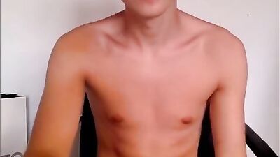 Cumming for Cute Amateur Blond Muscle Boy Cam Solo!