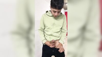 Passionate Pride: Big Cocks, Cum Shots and Fun Gay Solo