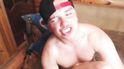 Self-Cumming Vikas: The Ultimate Gay Facial Experience