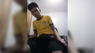 Handsome Latino Web-Cam Solo Cum Shots Foot Fetish Jerk off Boy!
