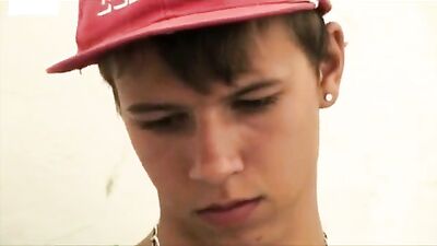 Helping Hand: Solo Cumshot Explosion