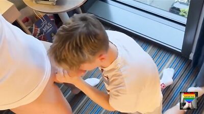 Two Cocks 4 One Cutie: Twinks Bareback Action Group Sex Web-Cam Cum Shots!