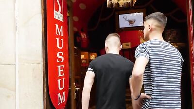 Hung Twinks Cumshots: The Ultimate Oral Experience