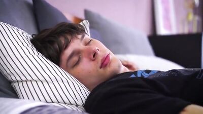 Sleeping Boy Bareback Cumshots: Big Cocks Twinks Action