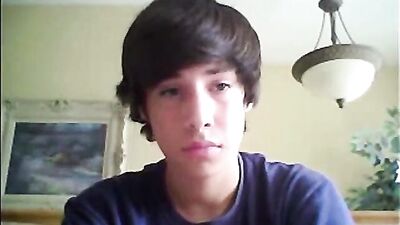 Gay Porn Web-Cam Handjob and Cumming Teenager!