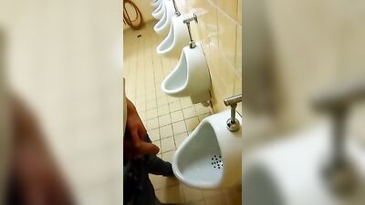 German Pissing Uncut Schwul Amateur Ass Fetish Solo Shaved Dick