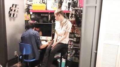 Davy and Mate Study Sex!: Exploring Gay Porns Hottest Amateur Scenes!