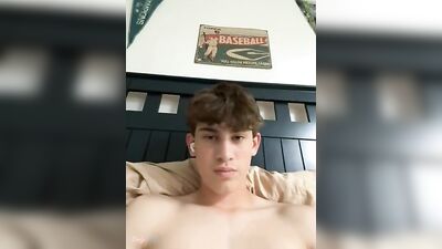 Cumming Cutie: Twinks Self-Pleasure Session!