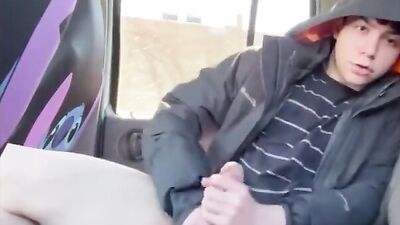 Webcam Boys Porn: Karls Car Jack-Off Show