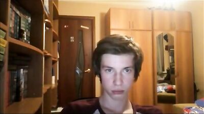 Gay Alone in his Room Porn Video