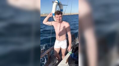 British Diver Matty Lee: Frat Guys in Gay Porn Video!