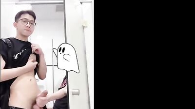 Asian Nerdy Boy Jerked Off in Gay Porn Web-Cam Cum Shots!