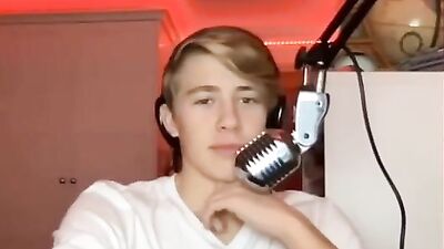 Gay Porn Livestreamers Hot Wank Show