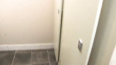 Raw Bareback Sex in Toilet: Hardcore Gay Porn Videos!