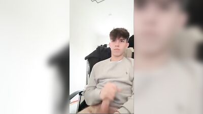 Hardcore Handjobs: He Helps Himself - 472