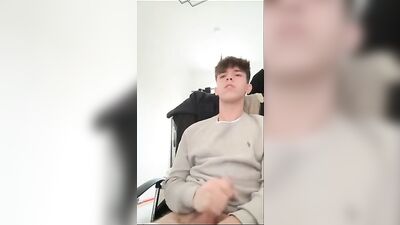 Hardcore Handjobs: He Helps Himself - 472