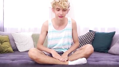 Raw Blond Twinks Group Sex: Bareback Cumshots