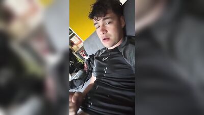 Amateur Wanking Heats Up with Hot Cumshot!