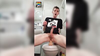 Gay Porn Toilet Double Fun: Solo Sex Ass Play Cum Shots Web-Cam!