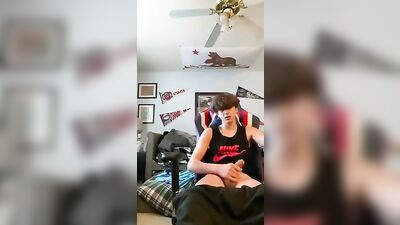 Young Twink Cutie Webcam Wank - Straight Boys Gay Porn!
