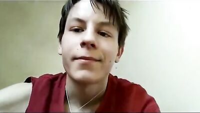 Big Dicked Twinks Public Cumming Show!