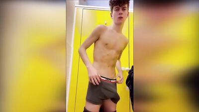 Big Cocks & Dicks - HD Solo Stroking Action