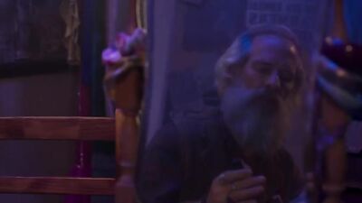 Drag Queens vs Vampires - Slay the Night!