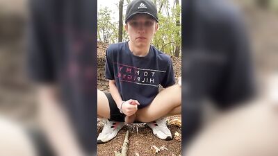 Outdoor Handsome Twink Cumshots - Exploring Gay Porns Best-Kept Secret!