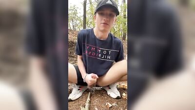 Outdoor Handsome Twink Cumshots - Exploring Gay Porns Best-Kept Secret!