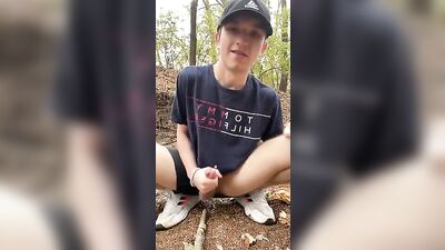 Outdoor Handsome Twink Cumshots - Exploring Gay Porns Best-Kept Secret!