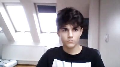 Cumming College Bro - Dark Haired Hotties Gay Porn Adventure!